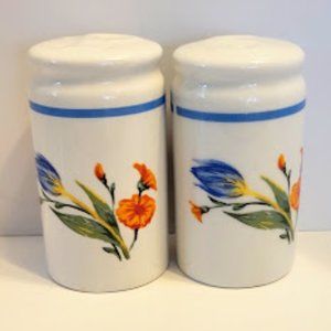 VINTAGE TABLETOPS UNLIMITED LOVELY TULIPS SALT & PEPPER SHAKERS